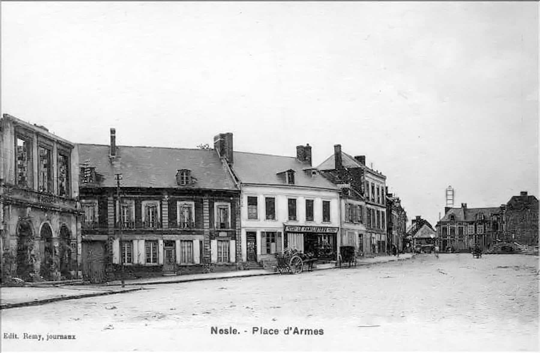 01 01 Armes (place) apres