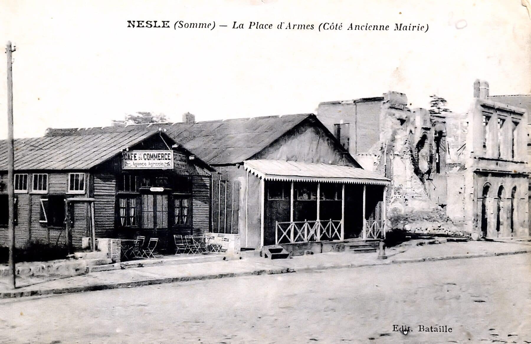 01 01 Armes (place) avant 010
