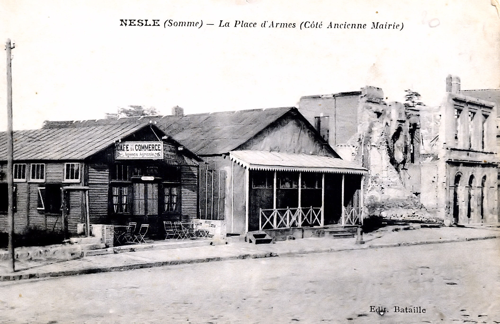 01 01 Armes (place) avant 010
