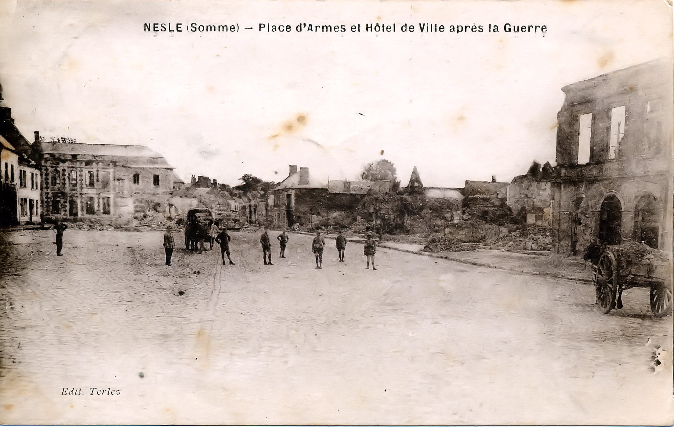 01 01 Armes (place) avant 011