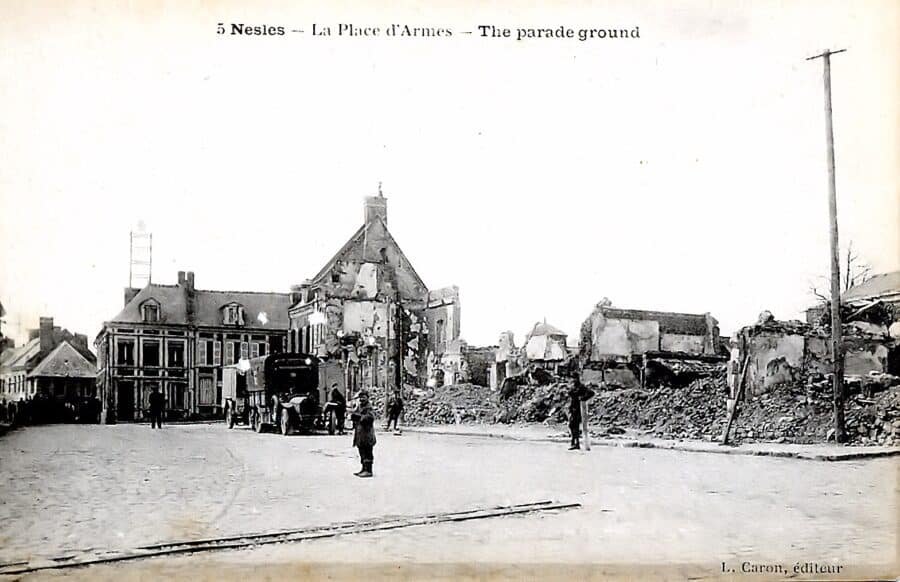 01 02 Armes (place) avant 006