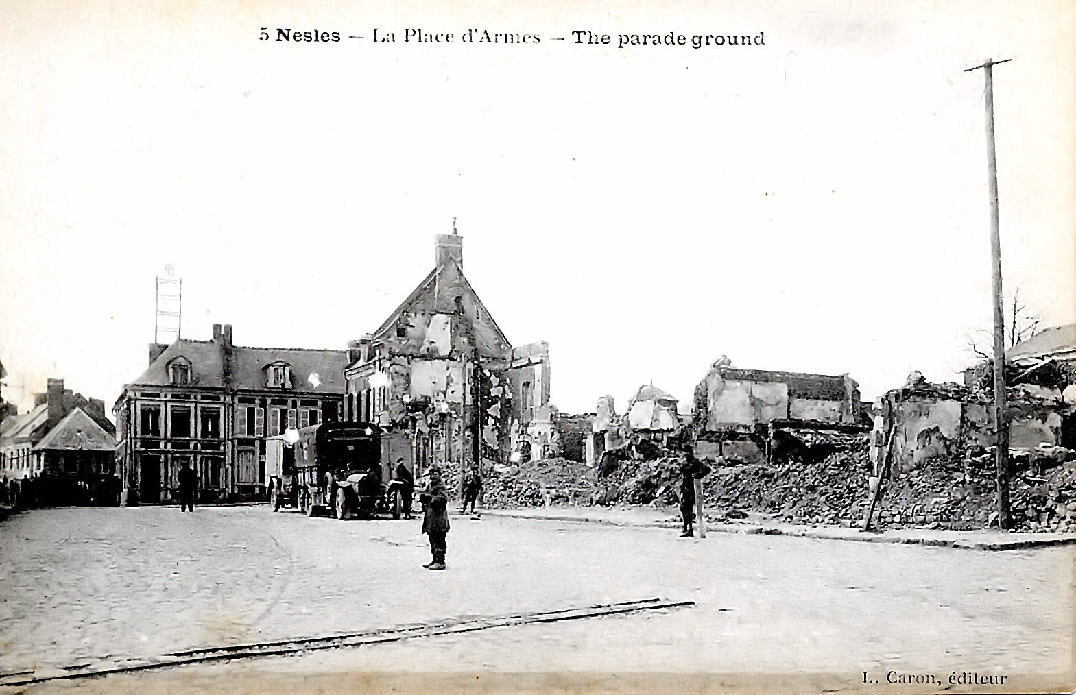01 02 Armes (place) avant 006