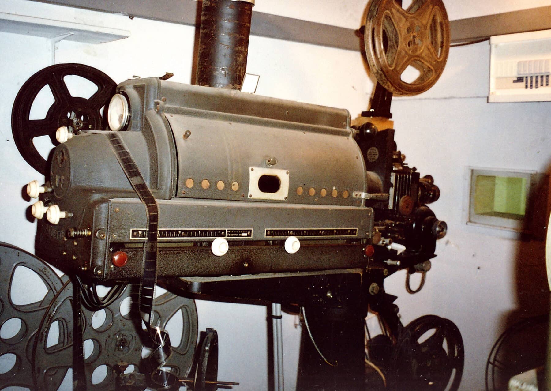 01 cinema electric projecteur 3