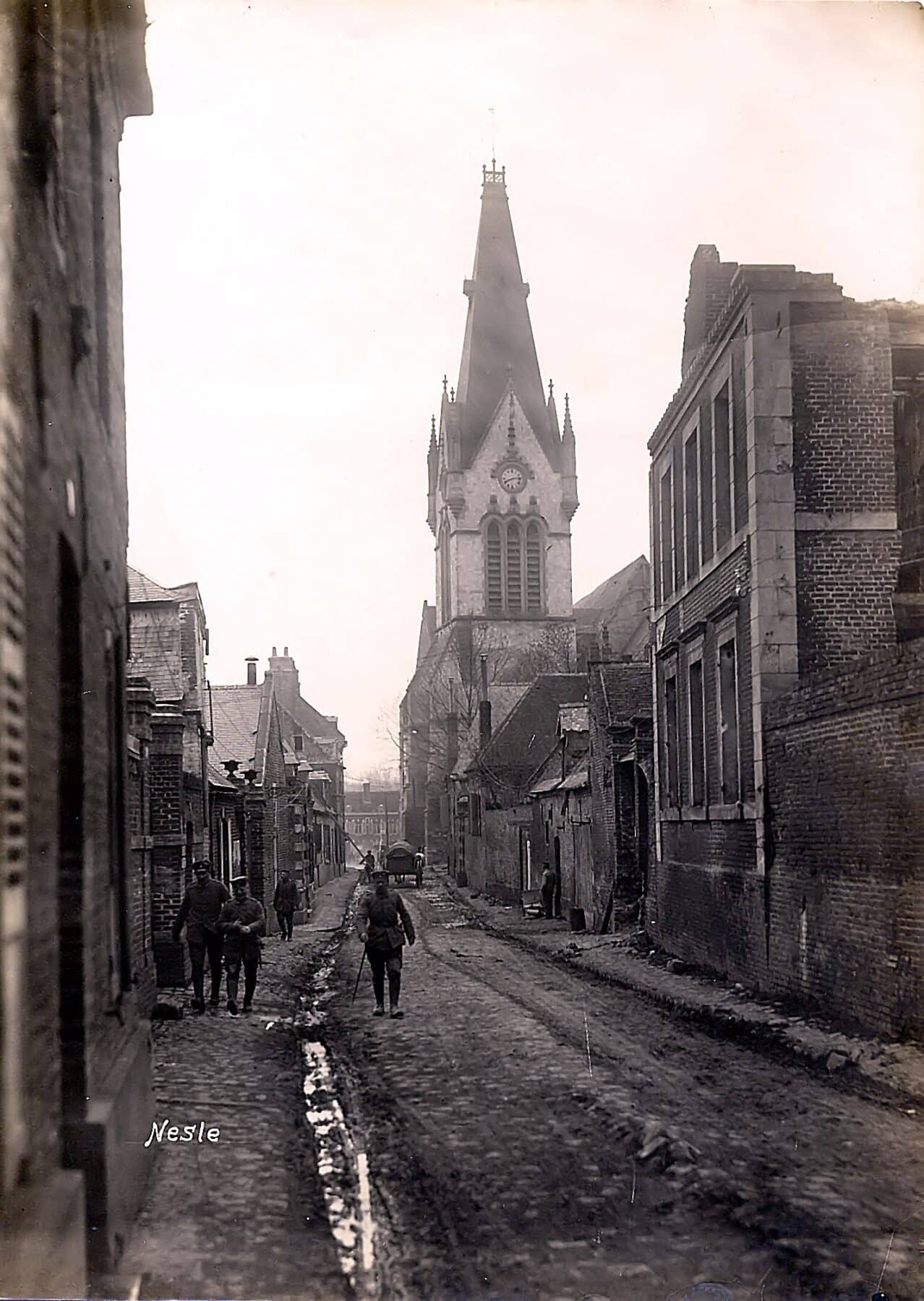09 corroyer vers collégiale avant 001