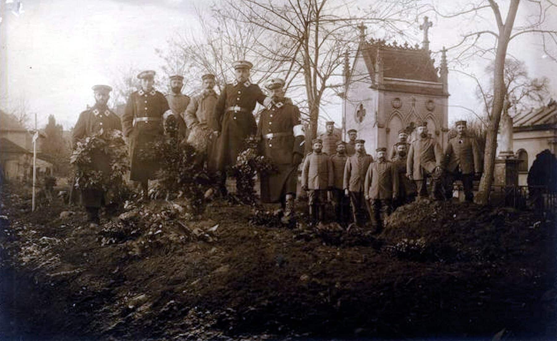 28 cimetière tombes allemandes 003