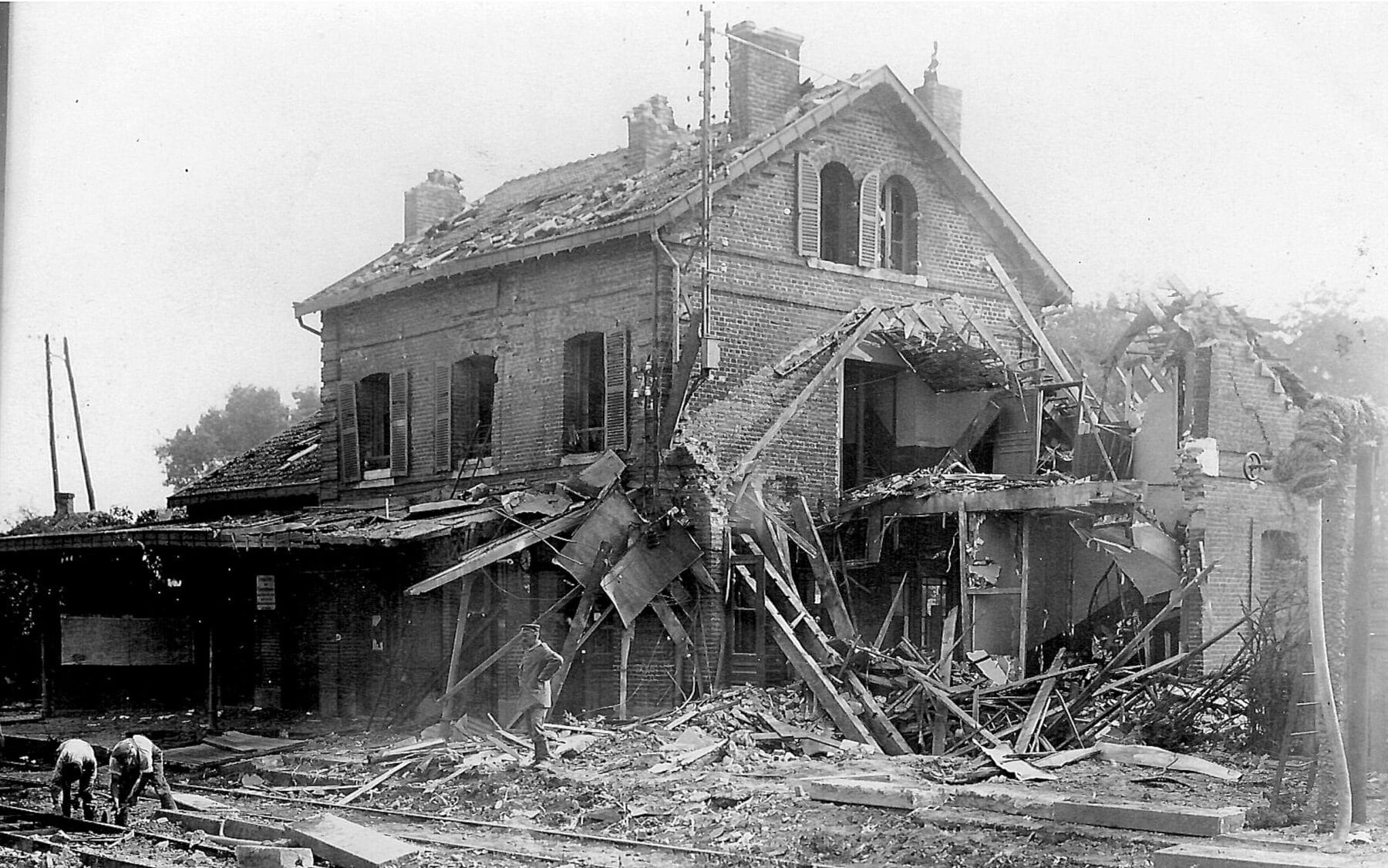 53 gare ruines 013