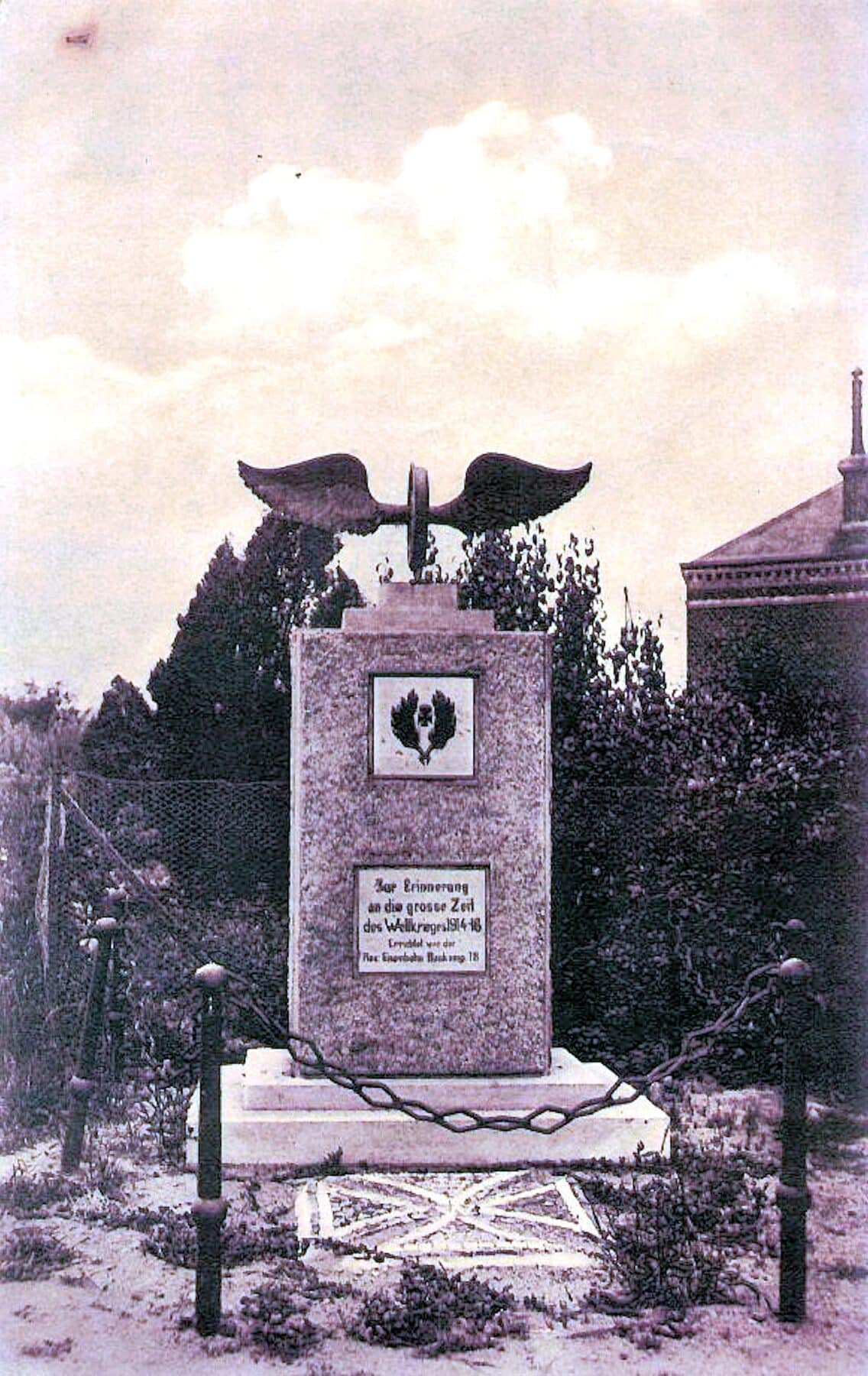 57 clemenceau monument allemand 2
