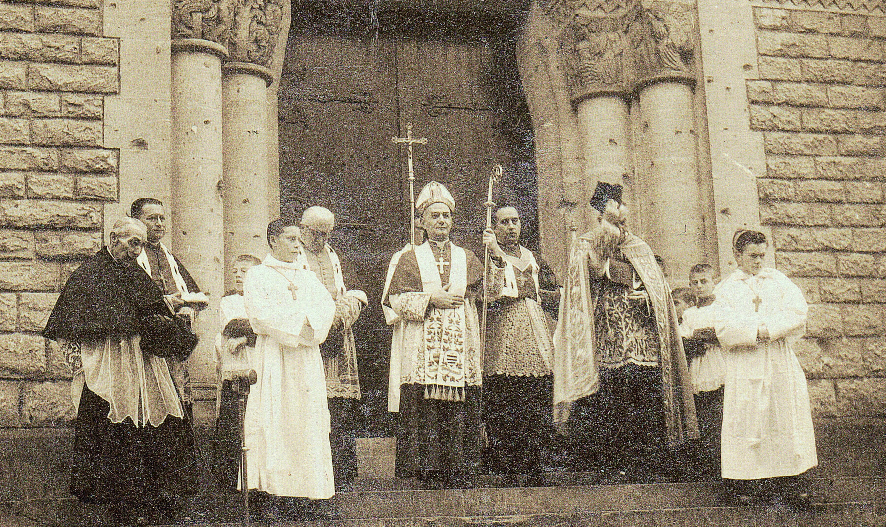 67 reouverture collegiale 11