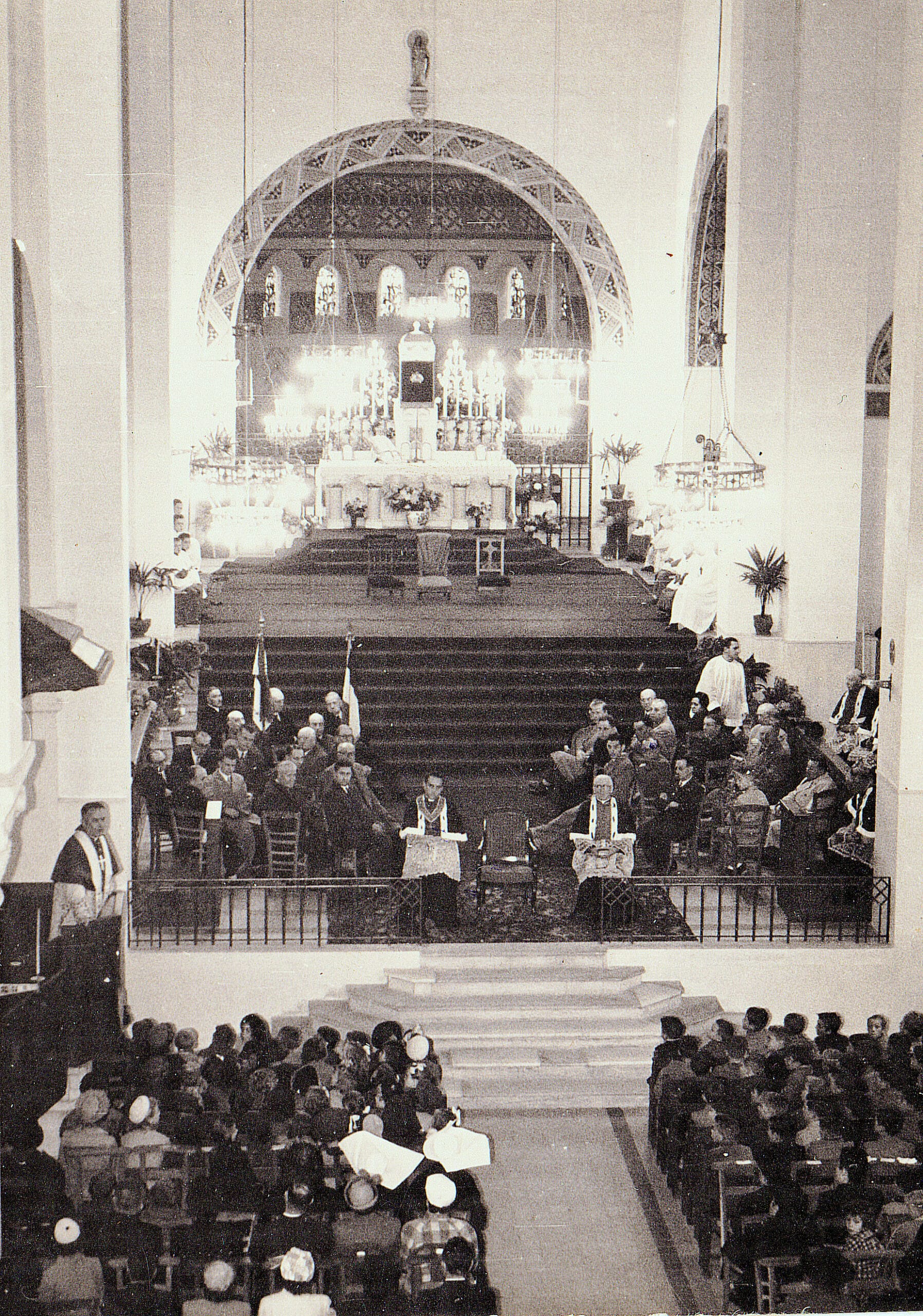 67 reouverture collegiale 12