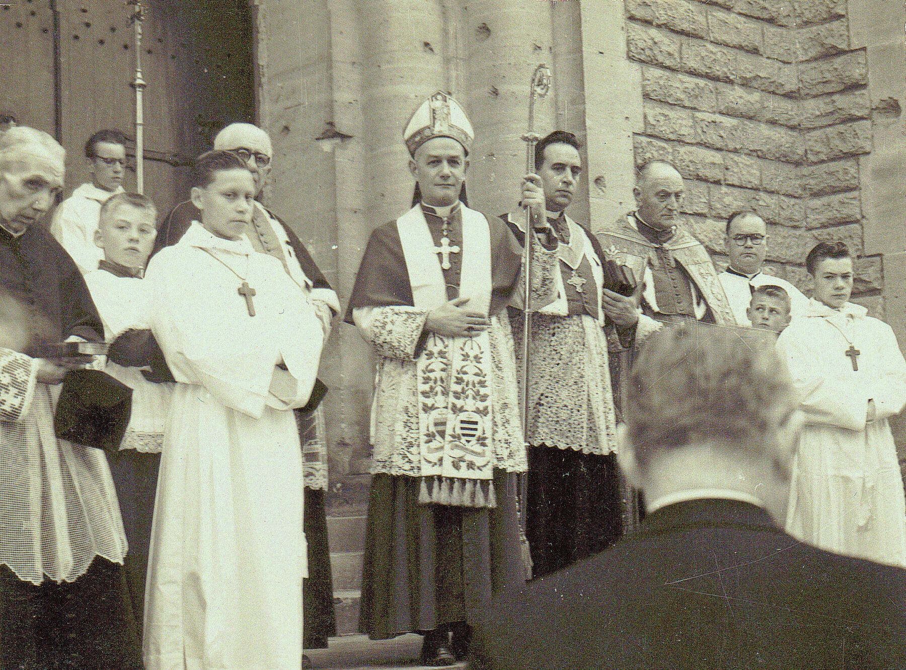 67 reouverture collegiale 8