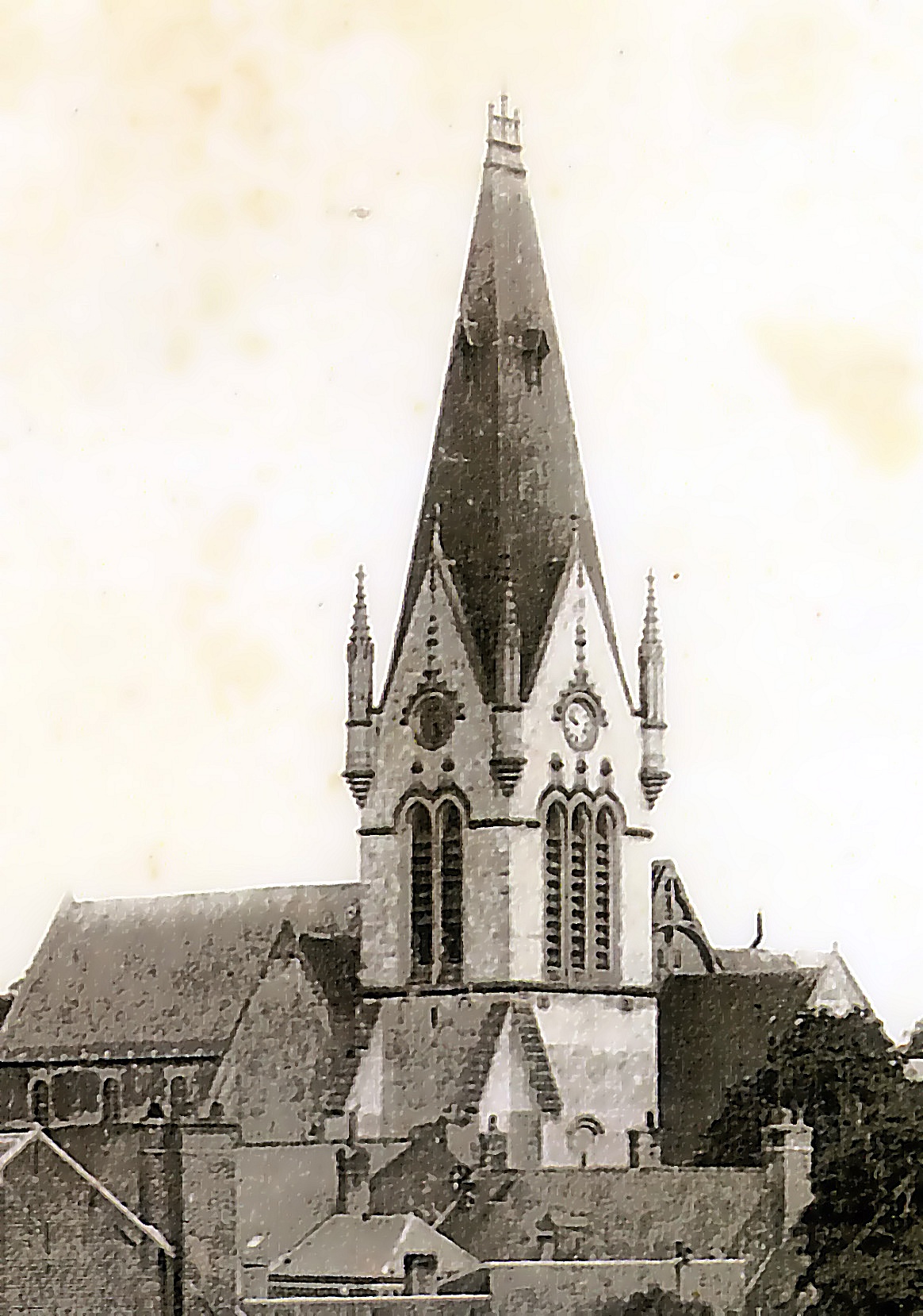 67 collégiale avant 002