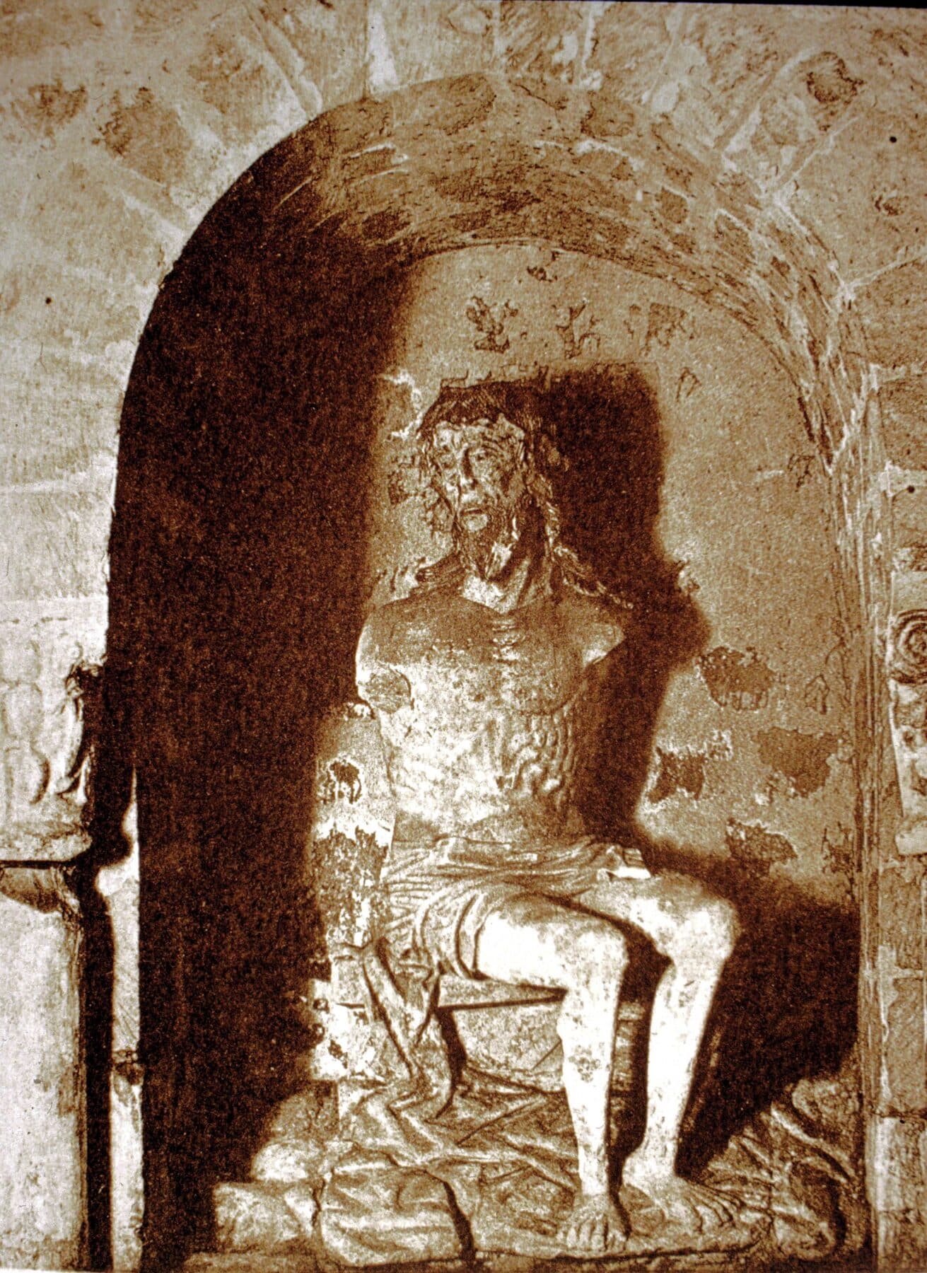 67 collegiale christ crypte