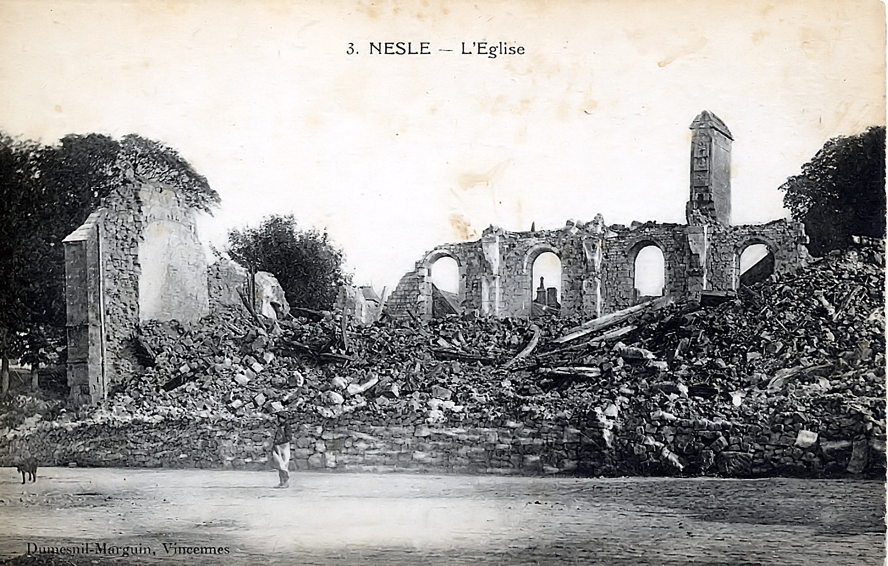 67 collégiale ruines après 012