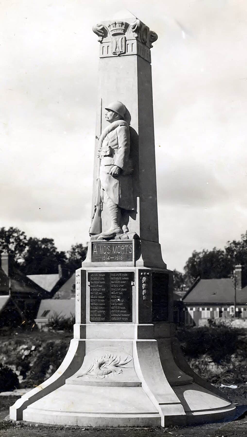 71 vergelot monument aux morts 002
