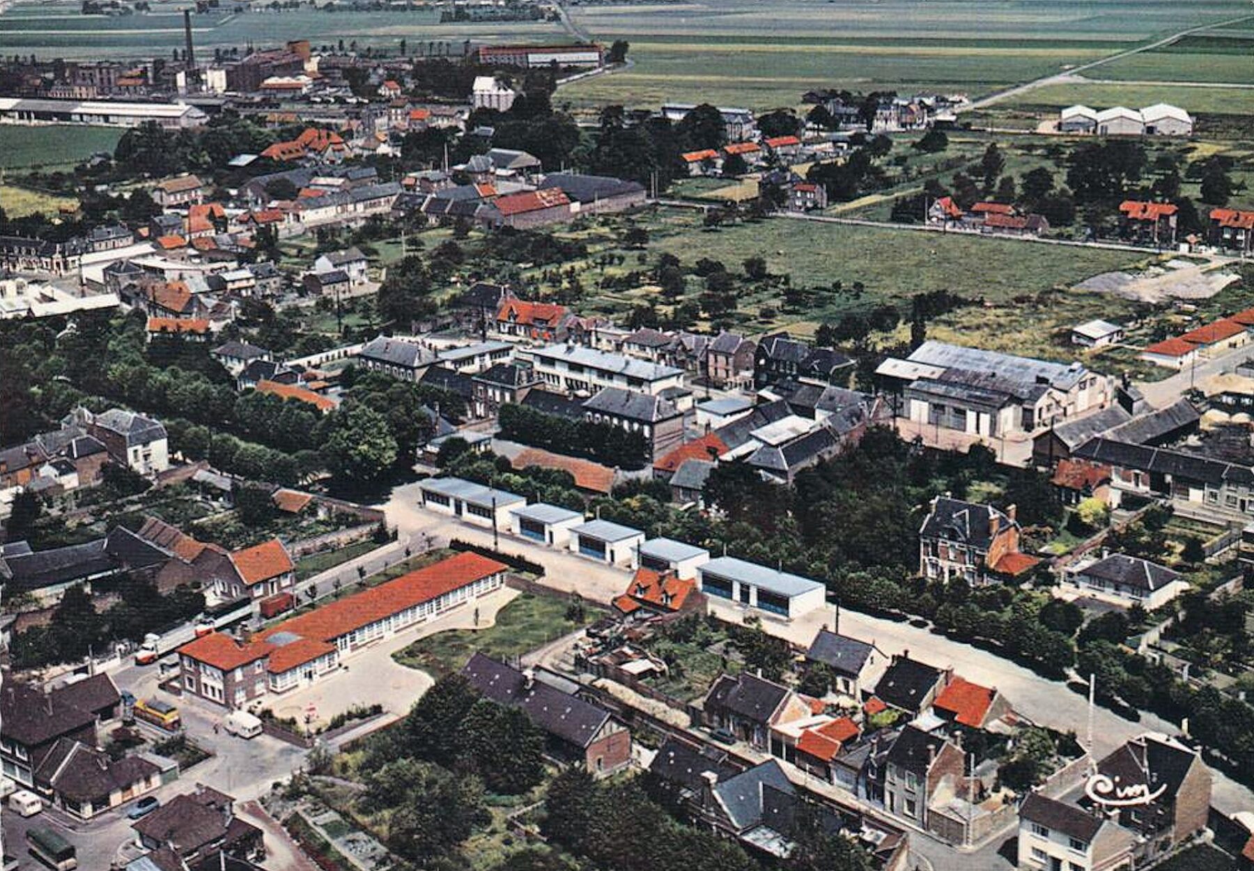 73 vue aerienne remparts