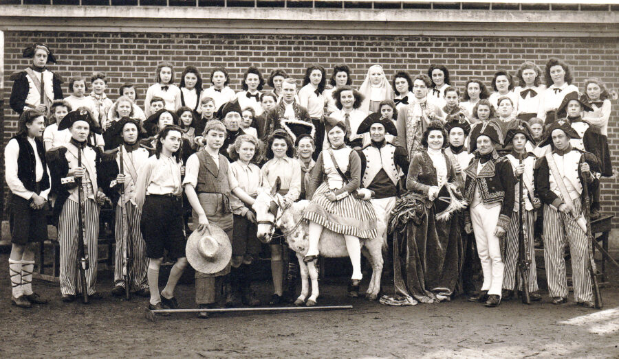Nesle, 1945