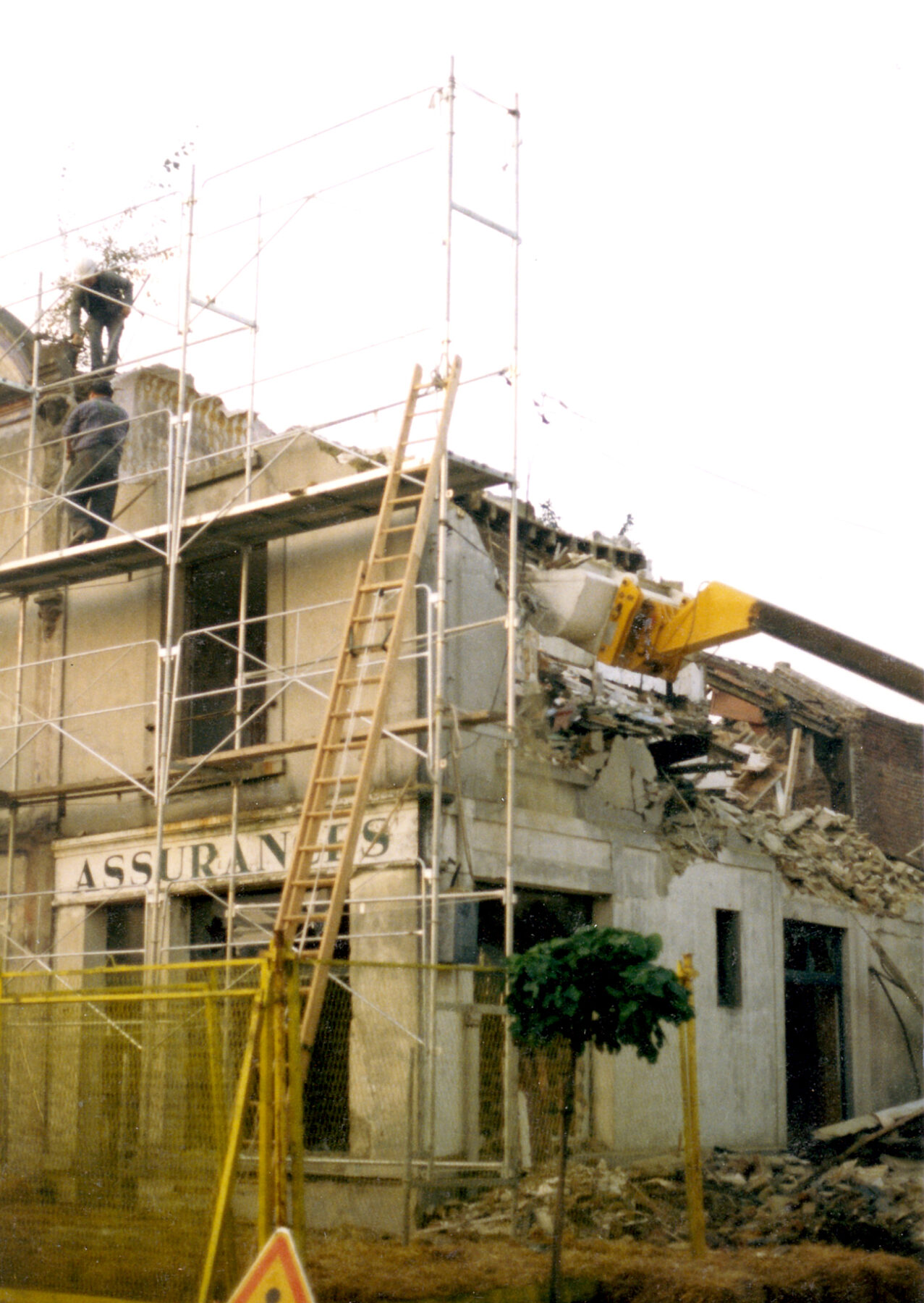 Olympia destruction 001